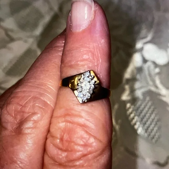 Size 6 New Ring